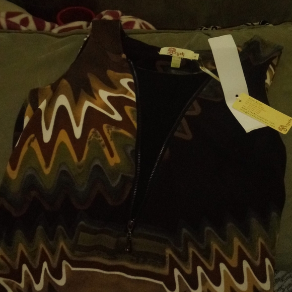 Clothes .. Purses... Accessories - Picture 4 of 4